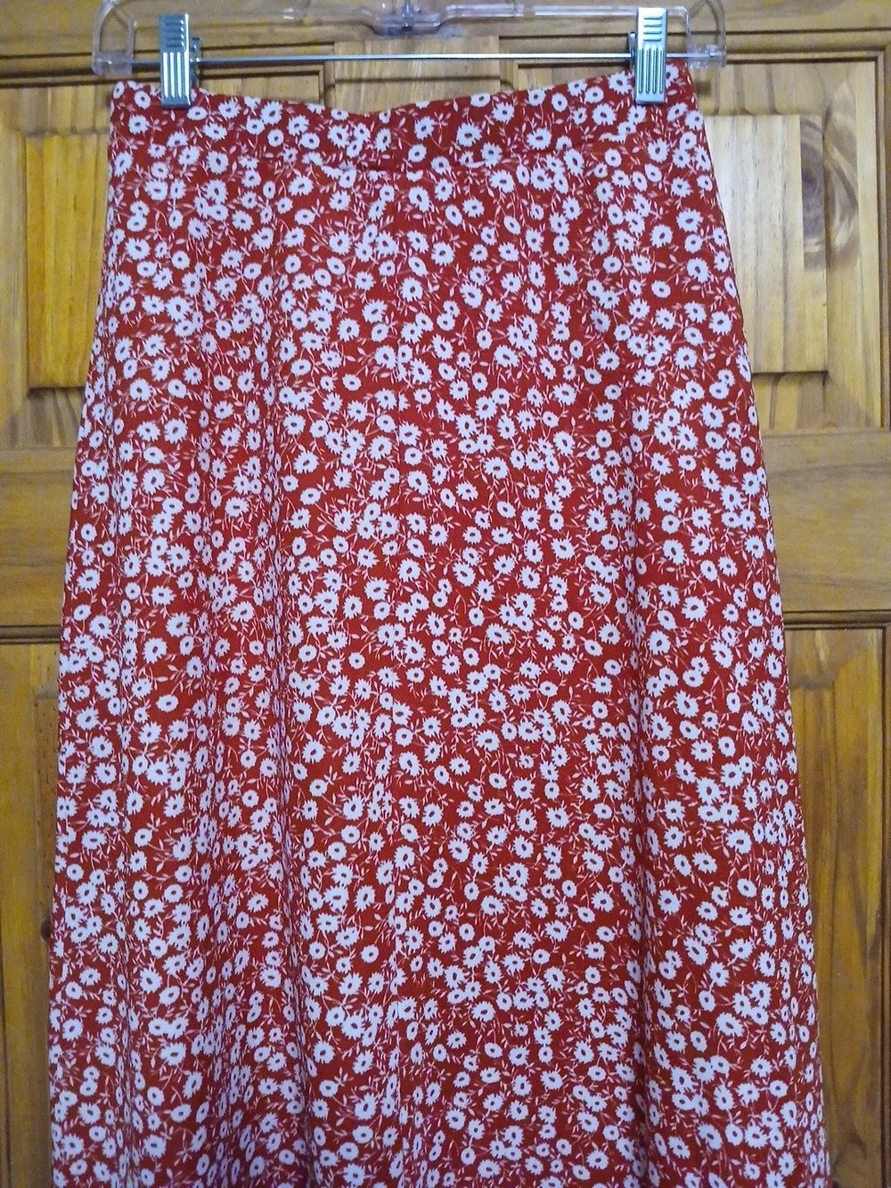 SHEIN Red Midi Skirt with White Daisy Print